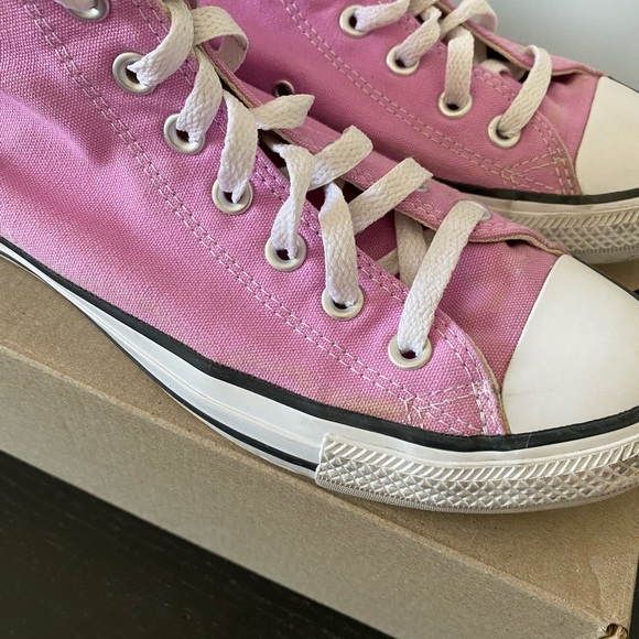Pink Chuck Taylor Converse - Picture 5 of 7